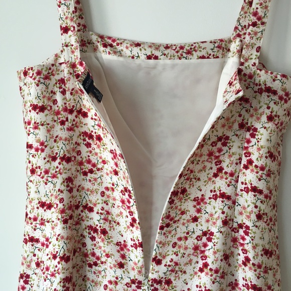 Ann Taylor 100% Silk Dress - Picture 6 of 7